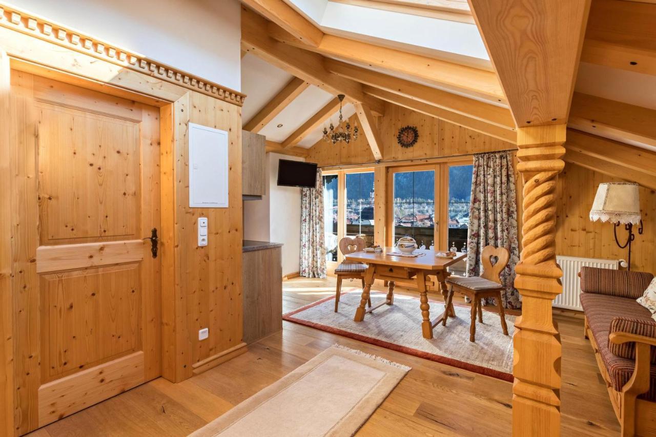Ferienwohnung Bergkristall Mittenwald Dış mekan fotoğraf